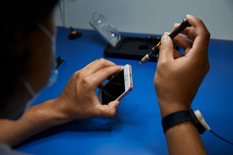 Apple Launches New Program To Improve Smartphone Repairability Worldwide